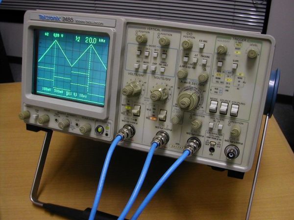 Yahoo!オークション - ☆ Tektronix 2465 300MHz 4CH アナログ オシロ Manual/Probe ☆